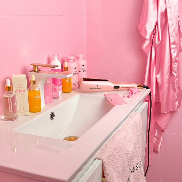 Włosy gładkie jak tafla! Prostownica z tytanowymi płytkami Hollywood Hair