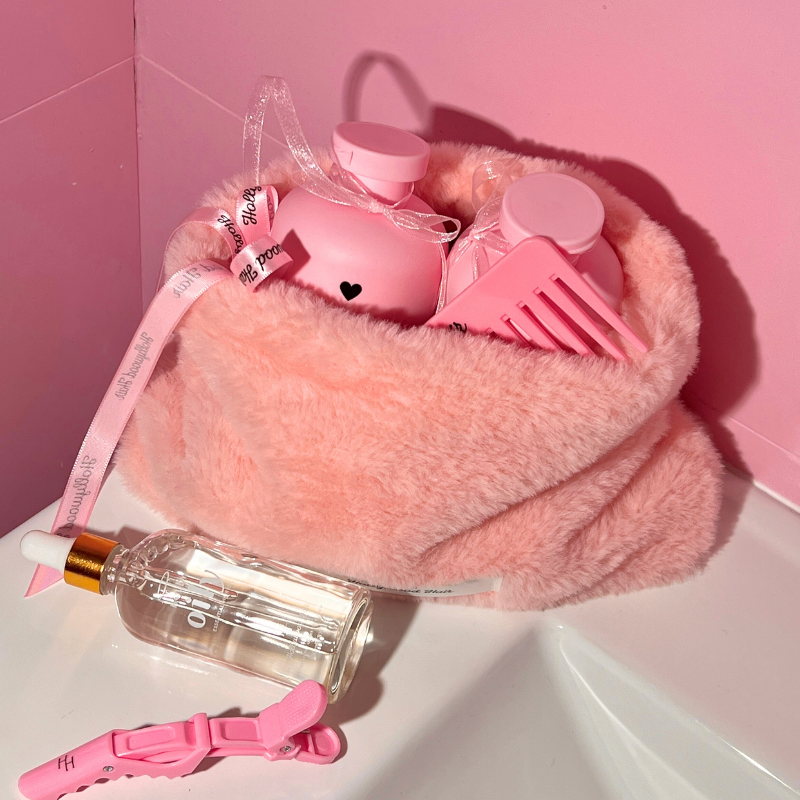 Duża Pluszowa Kosmetyczka z LOGO Hollywood Hair